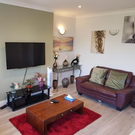 Parkview Apartment Eastbourne Bagian luar foto