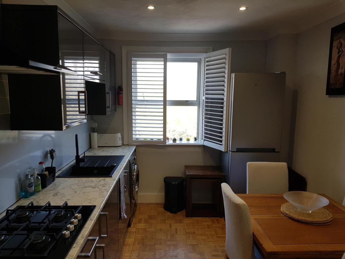 Parkview Apartment Eastbourne Bagian luar foto