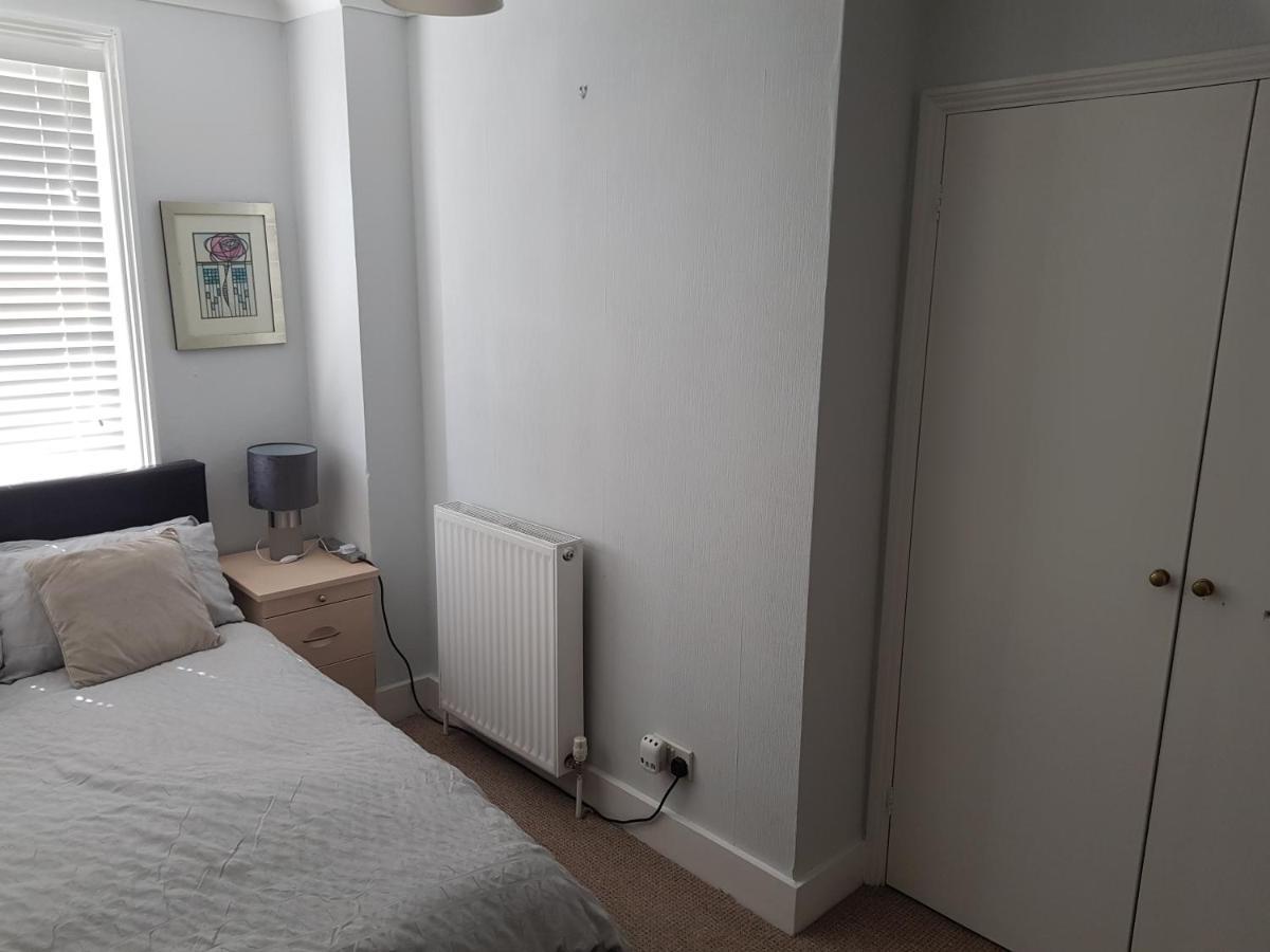 Parkview Apartment Eastbourne Bagian luar foto