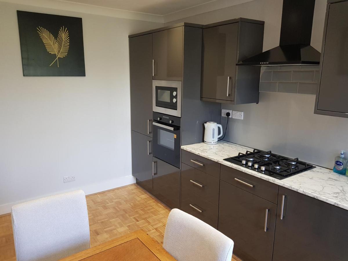 Parkview Apartment Eastbourne Bagian luar foto