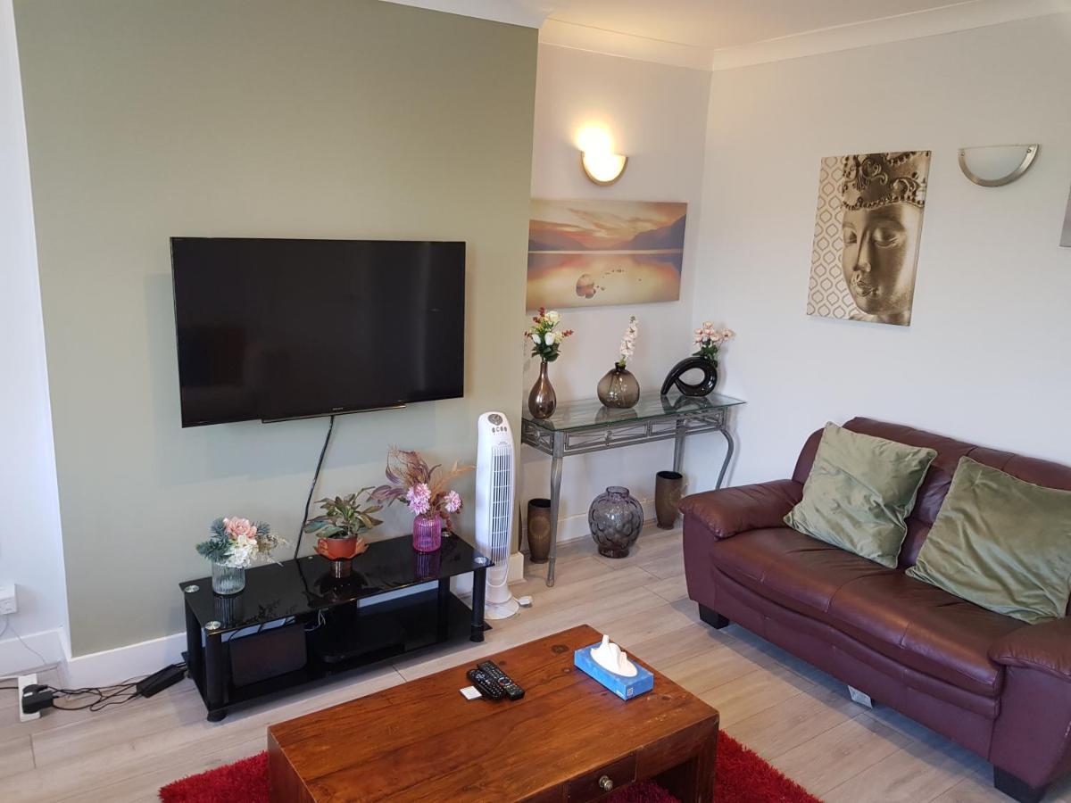 Parkview Apartment Eastbourne Bagian luar foto
