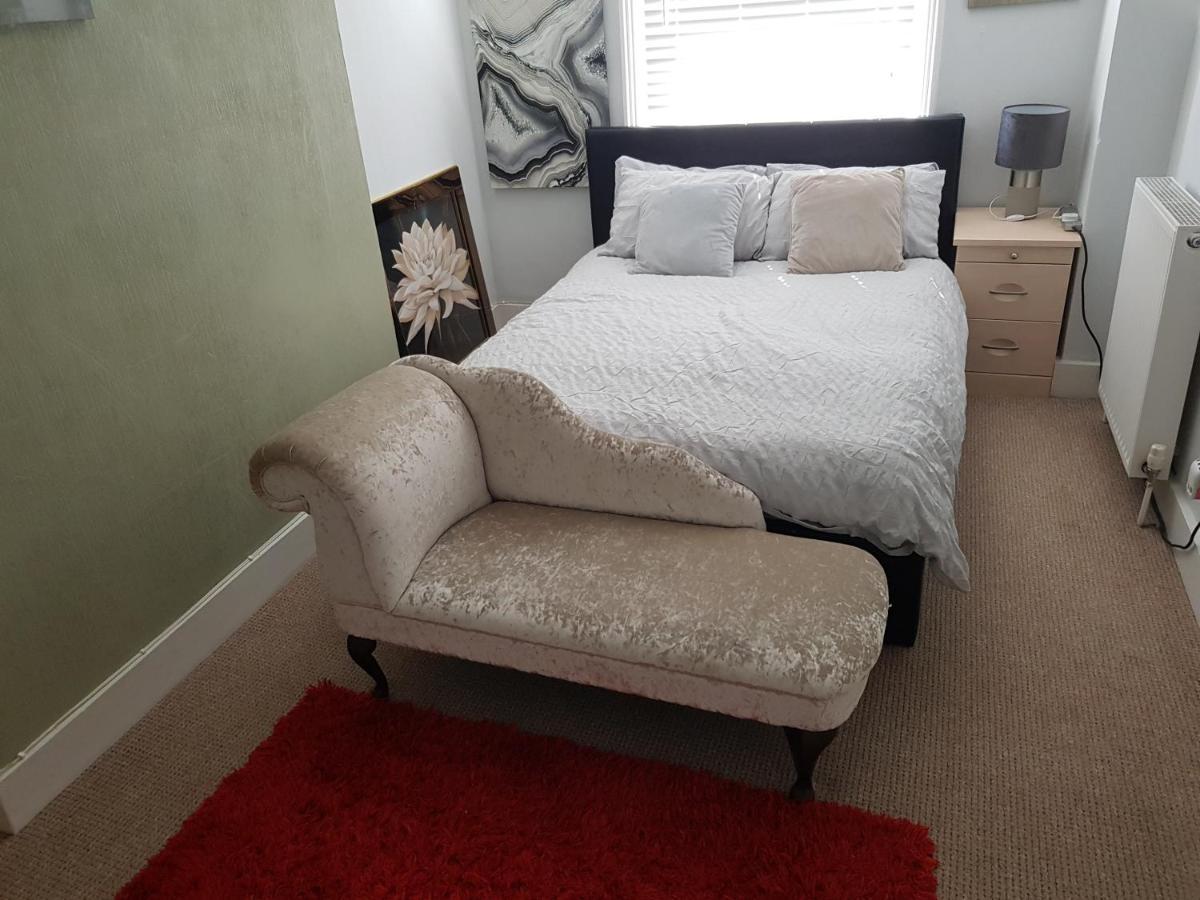 Parkview Apartment Eastbourne Bagian luar foto